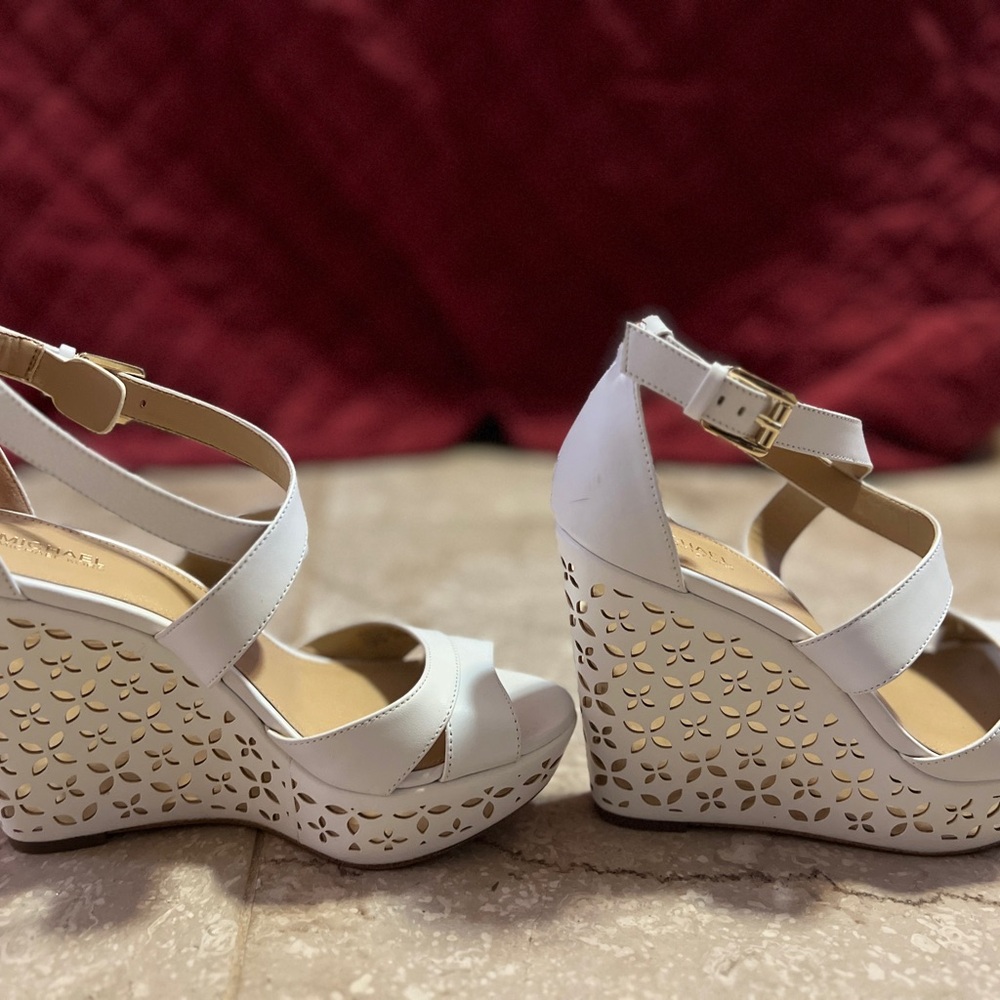 Michael Kors White & Gold Wedge Sandals